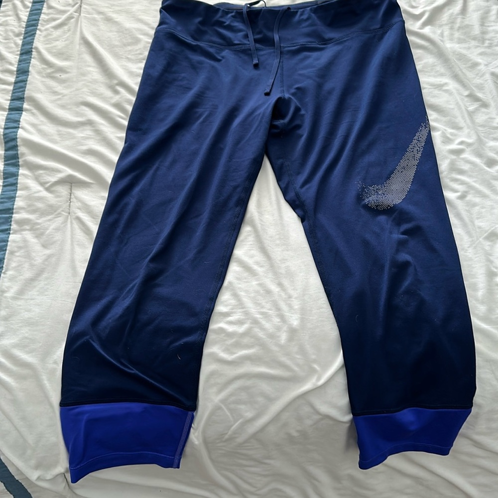L blue Nike running / exercise capris